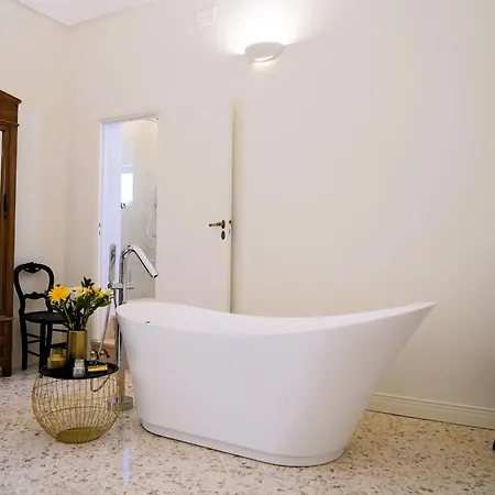 Palazzo Sozzi Luxury - Antico Splendore Nel Cuore Di Pensionat