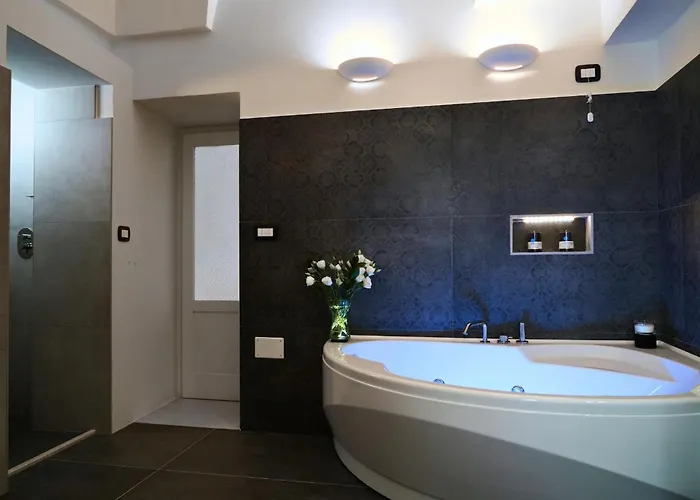 Palazzo Sozzi Luxury - Antico Splendore Nel Cuore Di 招待所