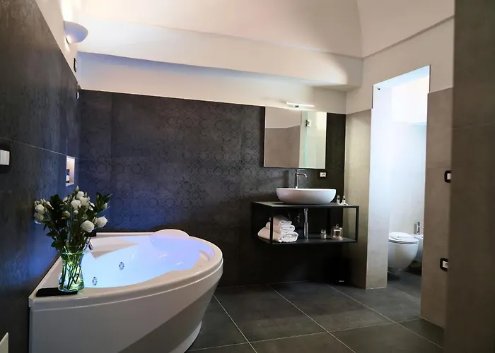 Palazzo Sozzi Luxury - Antico Splendore Nel Cuore Di 招待所 奥斯图尼