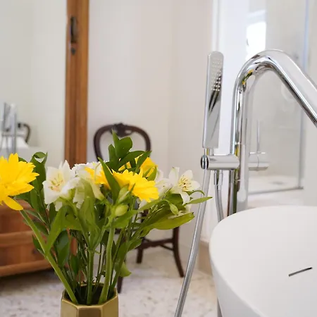 Affittacamere Palazzo Sozzi Luxury - Antico Splendore Nel Cuore Di Ostuni