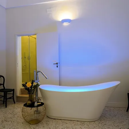 Palazzo Sozzi Luxury - Antico Splendore Nel Cuore Di Penzion Ostuni