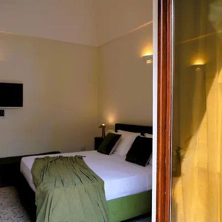 Palazzo Sozzi Luxury - Antico Splendore Nel Cuore Di Affittacamere Ostuni