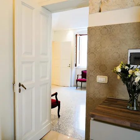 Palazzo Sozzi Luxury - Antico Splendore Nel Cuore Di Guest house