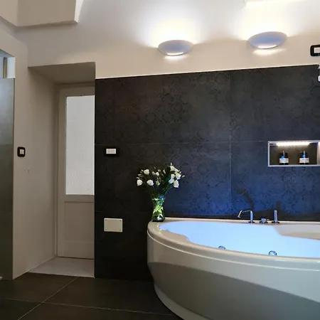 Palazzo Sozzi Luxury - Antico Splendore Nel Cuore Di Ostuni